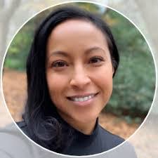 Polly Clements's Instagram, Twitter & Facebook