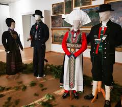 49 отметок «нравится», 5 комментариев — anne voie heier (@annevoieheier) в instagram: Kronen Pa Verket Pa Bunadsbonanza Artofit