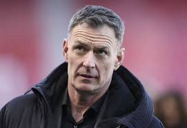 EXCLUSIVE: Enzo Maresca Faces 'Difficult Situation' with Chelsea in 'Such a  Mess' According to Chris Sutton