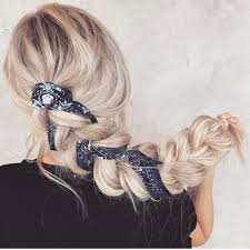 It's best for girls who have long black hair to spice up their looks. 41 Hot Bandana Hairstyles And Headband Looks To Copy 2020 Update