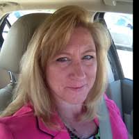 Donna Paglia's Instagram, Twitter & Facebook