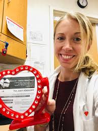 Beth Kinsella (@kinsella_beth)