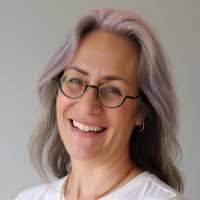 100+ "Daphne From" profiles