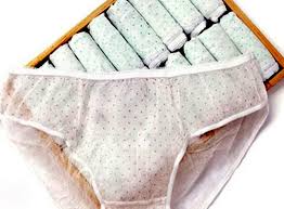 Cách sử dụng quần lót giấy cho mẹ sau sinh - Nhà thuốc FPT Long Châu