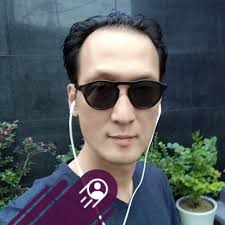 It was one of the hottest day of the year so we had abalone ginseng chicken  soup. Koreans don't beat the summer heat with iced tea… they do it with  boiling hot