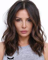 However, the blonde highlights on brown curls are nice refreshment that beautifies the look. 17 Examples Of Dark Brown Hair With Highlights Byrdie Hairbrown Dark Hair With Highlights Brown Hair With Highlights Brown Hair Balayage