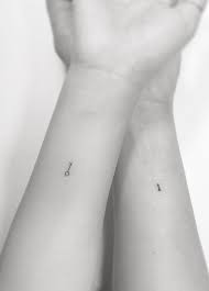 Couple Tattoos You Won T Regret Kizkardes Dovmeleri Mini Tattoos Kalca Dovmeleri