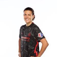 Christine sinclair's annual salary earning is 380,000 us dollars. Christine Sinclair Sincy12 Twitter