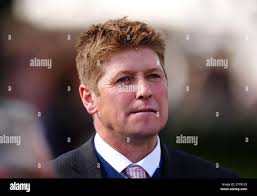 James owen horse hi-res stock photography and images