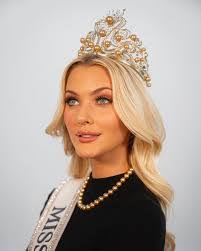 Billy Reyna's Instagram, Twitter & Facebook