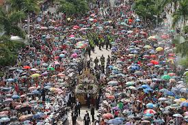 Didunia ini, aku hanya punya bapak dan ibuk. Festa Del Signore Dei Miracoli Di Buga Valle Colombia Old News Italian