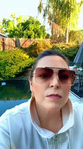 These Topfoxx Bella Coffey sunglasses are giving effortless mom glam ✨...