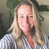 Marissa Tracy's Instagram, Twitter & Facebook