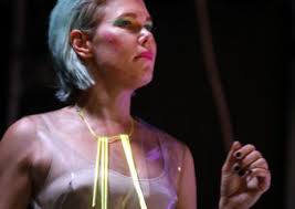 Alexandra Murray-Leslie :Deinscribing and Demaking High Heeled Shoes