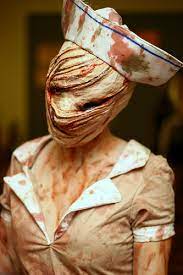 Silent hill 2 fue el debut de la saga de terror de konami en ps2. Como Hacer Una Mascara De Enfermera De Silent Hill 2 N Bits