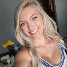 Samantha Easterly's Instagram, Twitter & Facebook