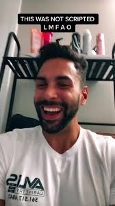 Listenijg to Tell Your Girlfriend in Shower