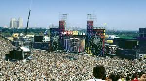 U2 performing at live aid in front of 72000 people in wembley stadium, london on the 13th july, 1985. Remembering Live Aid The Day The Music Changed The World The Constitutional Walking Tour Of Philadelphia
