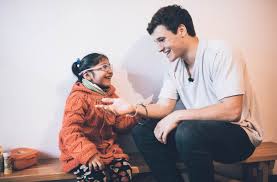 He was first known for taking part in deutschland sucht den superstar in 2013. Reportagen Botschafter Wincent Weiss In Peru