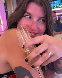 Lynn Topp's Instagram, Twitter & Facebook