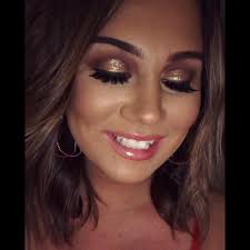 Marcia Carlton's Instagram, Twitter & Facebook