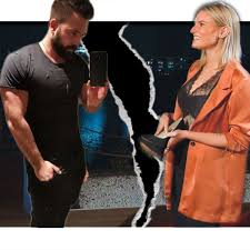 Mimi, die mit tränen in den augen auf ihre. Der Bachelor Rtl Shuttle Fahrer Flirtete Auch Mit Anderen Tv Kandidatinnen Der Bachelor