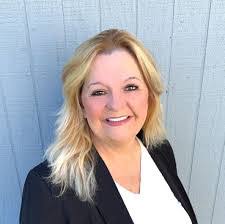 Kristy Stowers's Instagram, Twitter & Facebook