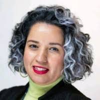 Robin Blau's Instagram, Twitter & Facebook