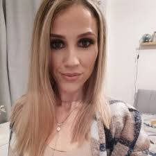 Laura Hardman's Instagram, Twitter & Facebook