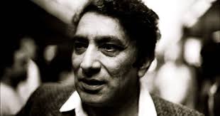 na manzilon ko na hum rahguzar ko dekhte hain