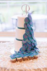 Gorgeous Peacock Feathers Wedding Cake Sweet Ladies Bakery Wedding Reception Cake Feather Wedding Cake Wedding Cake Designs