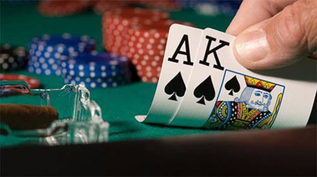 What the Experts Aren't Saying About Qiu Online Casino Games and How It impacts You 