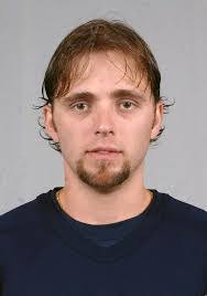 Derek Hanson's Instagram, Twitter & Facebook