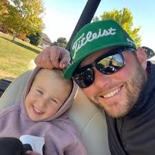 Nick Sanders (@nsand7)