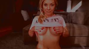 Missbehavin26 Porn Videos on MILFNUT.COM