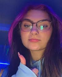 Kaylee Collier (@kayleenotkaley) • Photos et vidéos Instagram