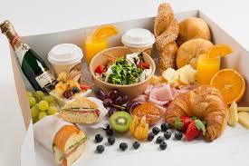 Was rundet einen guten brunch perfekt ab? Brunch Box Gute Laune Brunchen Zu Hause Konditorei Wimmer