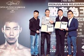 As a singles player, lee was ranked first worldwide for 349 weeks. Filem Lee Chong Wei Temui Penonton Iluminasi