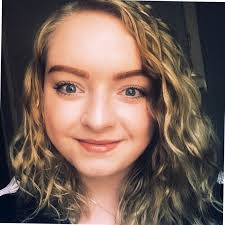 Kaitlin Belanger's Instagram, Twitter & Facebook