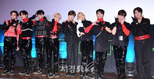 The group made their debut on september 23, 2020, with their debut ep pre episode 1: Se í˜„ìž¥ ê³ ìŠ¤íŠ¸ë‚˜ì¸ ì§€êµ¬ê³µë™ì„¤ ì„¸ê³„ê´€ìœ¼ë¡œ ê¸€ë¡œë²Œ ì‹œìž¥ ê³µëžµí•œë‹¤ ì¢…í•©