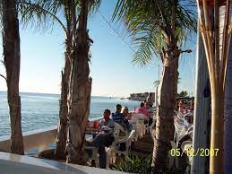 These 8 Beachfront Restaurants In Texas Are Out Of This World South Padre Island Beachfront Places To Go