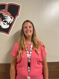 Wiggins School District adds 10 to staff