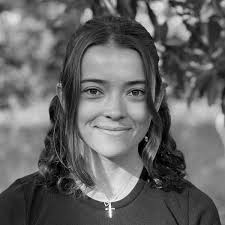 Elsie Pryor's Instagram, Twitter & Facebook