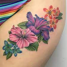 Color Realism Frangipani And Hibiscus Tattoo By Holly Whitehouse Flower Realism Colorrealism Hibiscus Tattoo Colorful Flower Tattoo Tropical Flower Tattoos