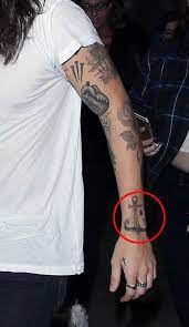 While some of them are quite silly, one tattoo lead to several headlines. Harry Styles Tattoos Guide To His Ink And Their Meanings