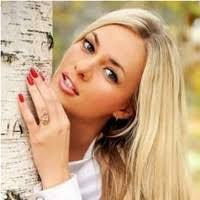 Vickie Landon's Instagram, Twitter & Facebook