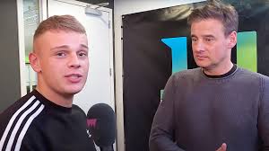 Wilfred genee (pap) presentatore televisivo neerlandese (it); Wilfred Genee Heeft Begrip Voor Talpa Ontslag Dennis Schouten