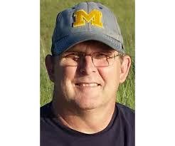 Kerry Hocker's Instagram, Twitter & Facebook