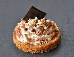 Tartelettes Tiramisu Mi Mercotte Mi Michalak Cette Tartelette C Est Presque De L Histoire Ancienne Elle Fait Partie Des D Mini Tarte Recette Dessert Mercotte