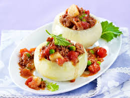 Gefullte Kohlrabi Sind So Kostlich Mit Hackfleisch Couscous Oder Vegetarisch Mit Reis Hier Sind Unser In 2020 Gefullte Kohlrabi Hackfleisch Rezepte Einfach Kohlrabi